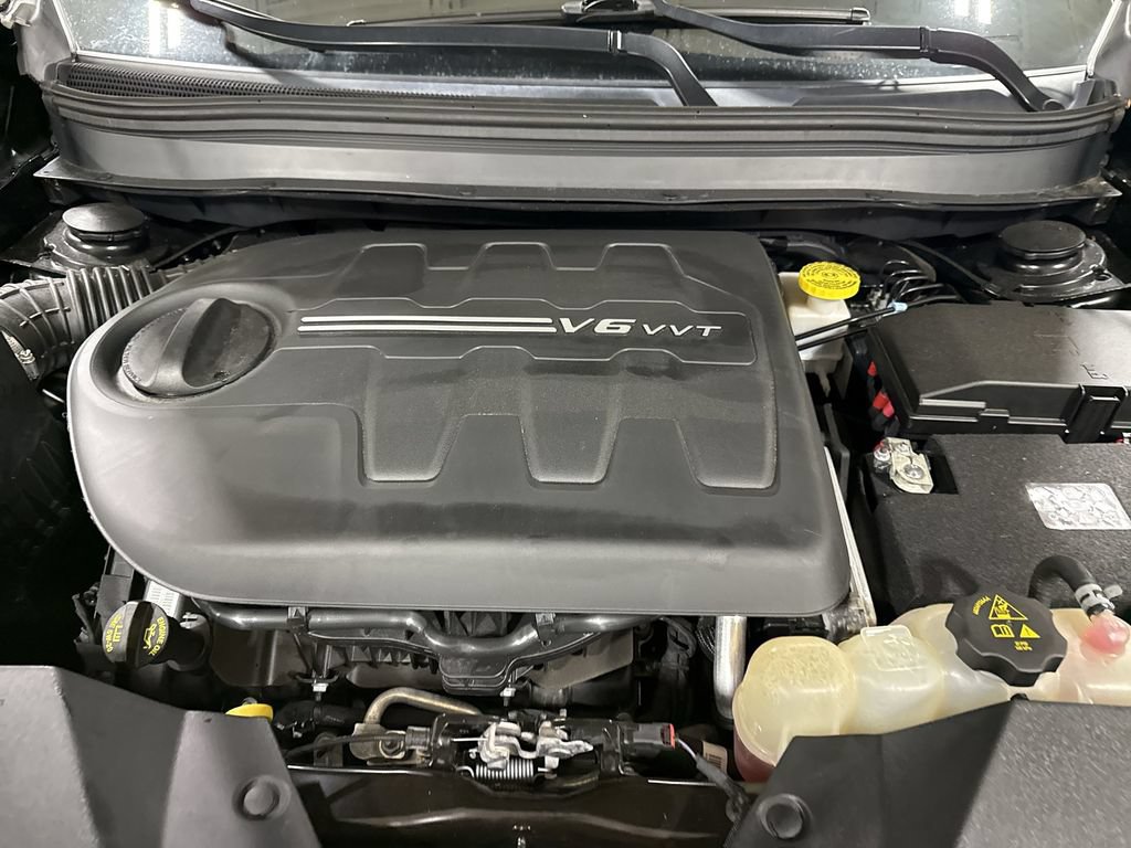 Used 2022 Jeep Cherokee Latitude AWD/4WD image 24