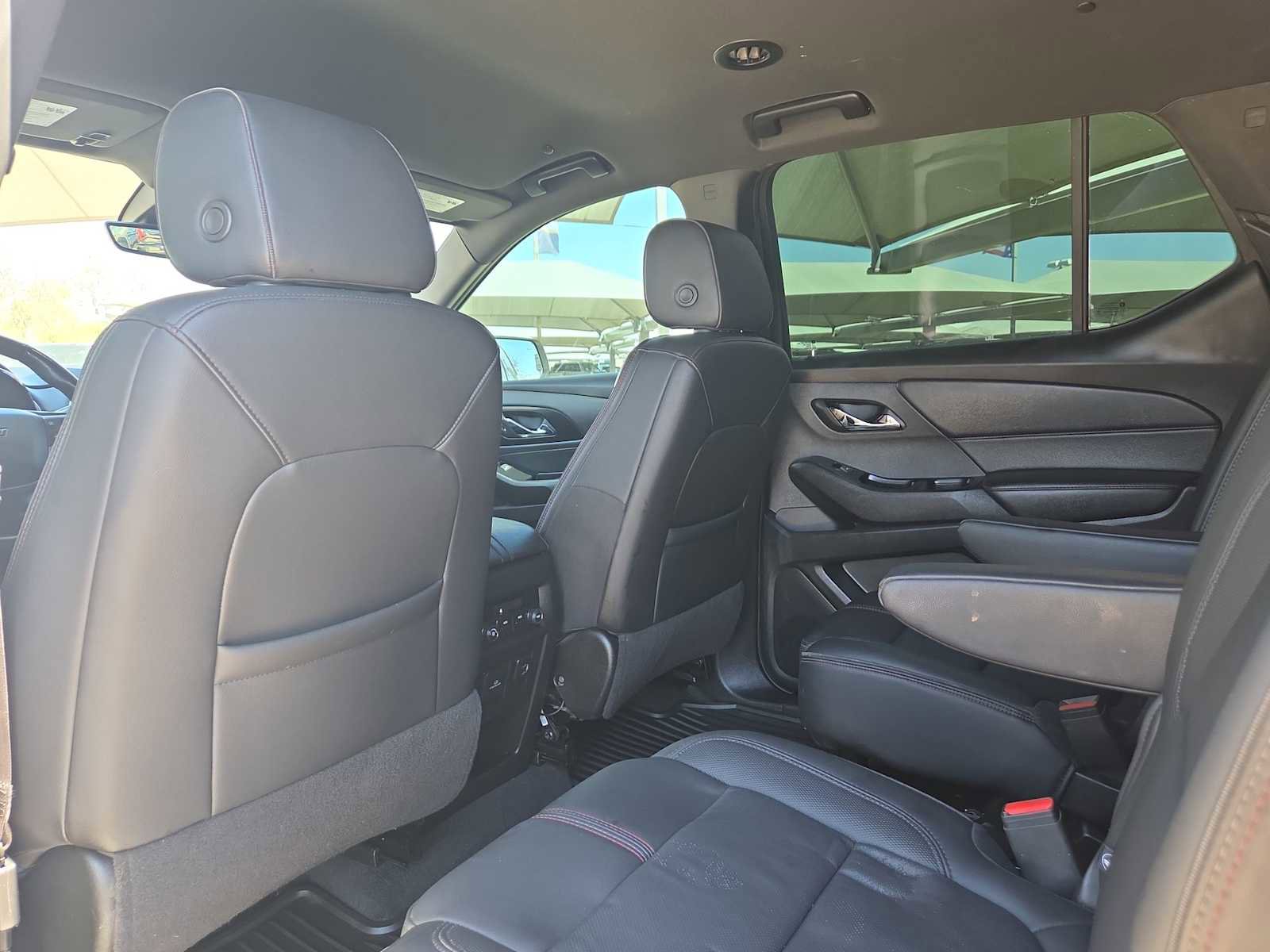 Used 2023 Chevrolet Traverse RS image 16