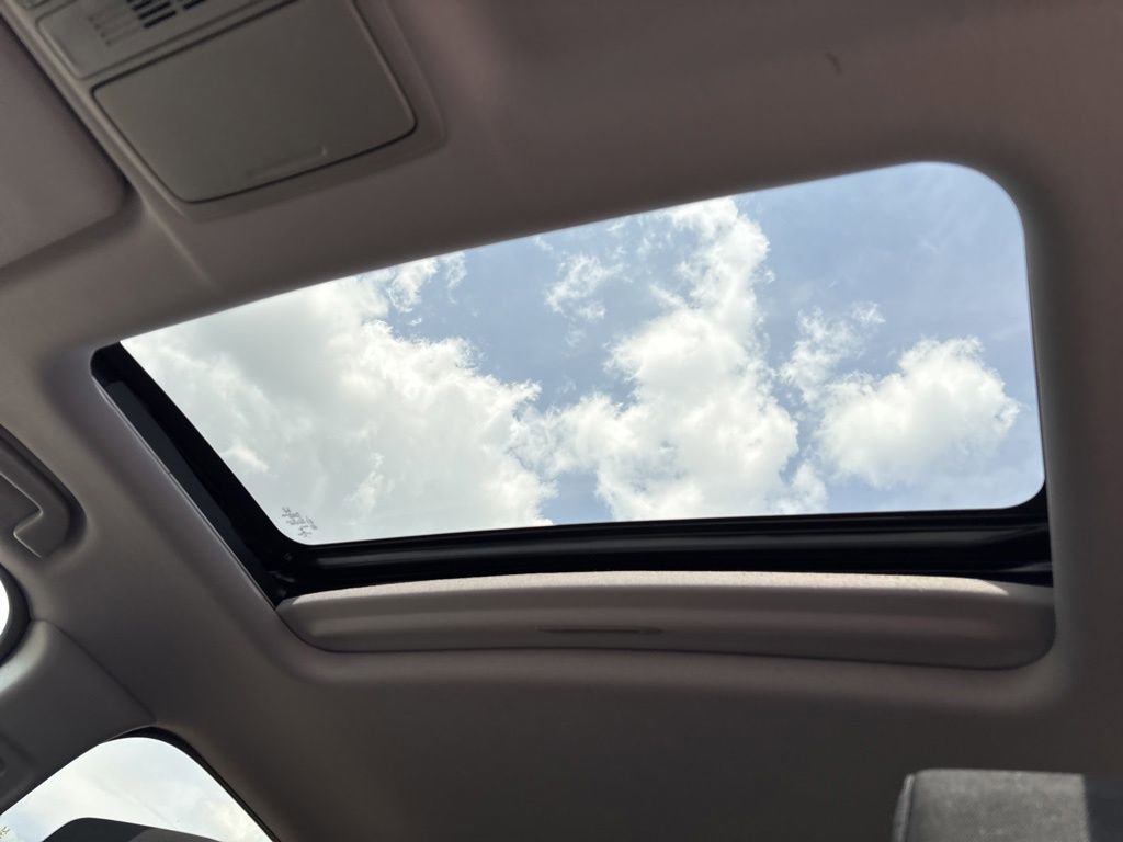 Used 2019 Honda CR-V EX image 5