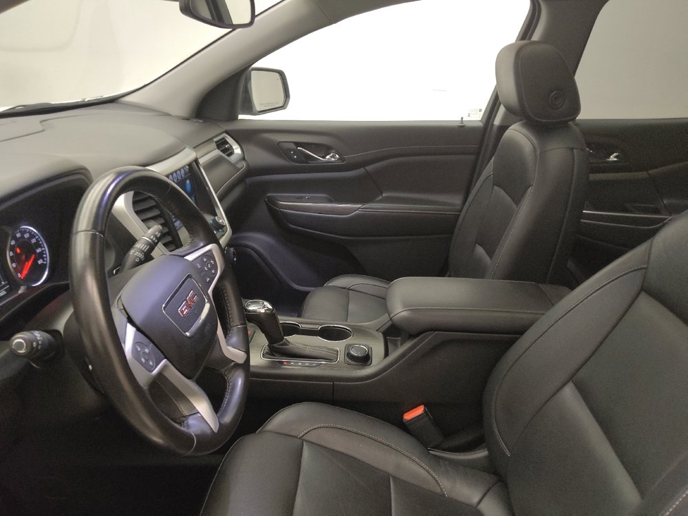 Used 2019 GMC Acadia SLT w/ Black Edition image 17
