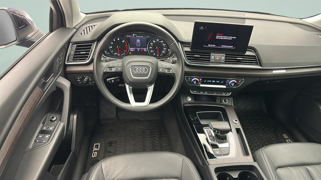 Used 2023 Audi Q5 2.0T Premium w/ Convenience Package AWD/4WD image 11