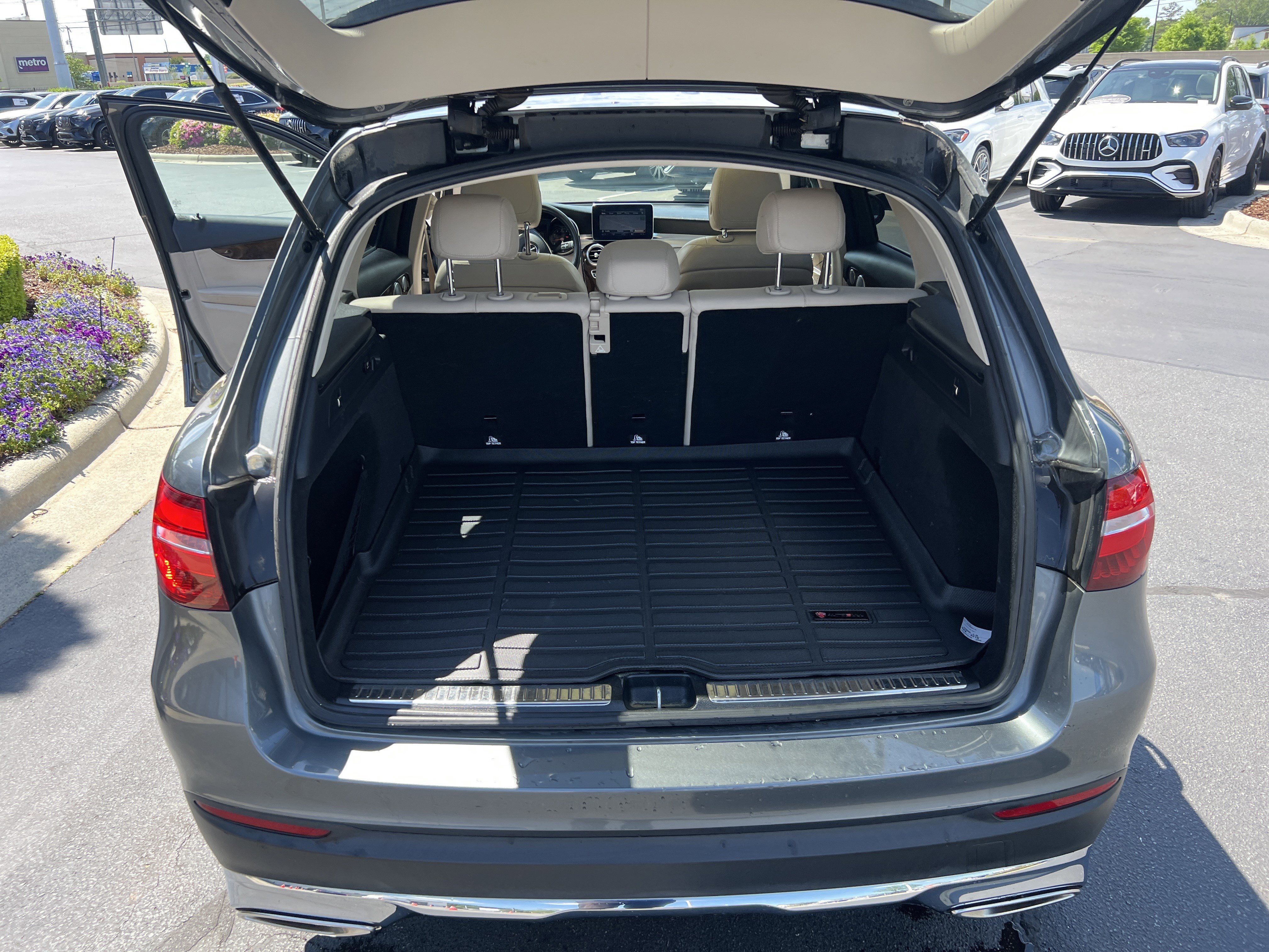 Used 2017 Mercedes-Benz GLC 300 image 33