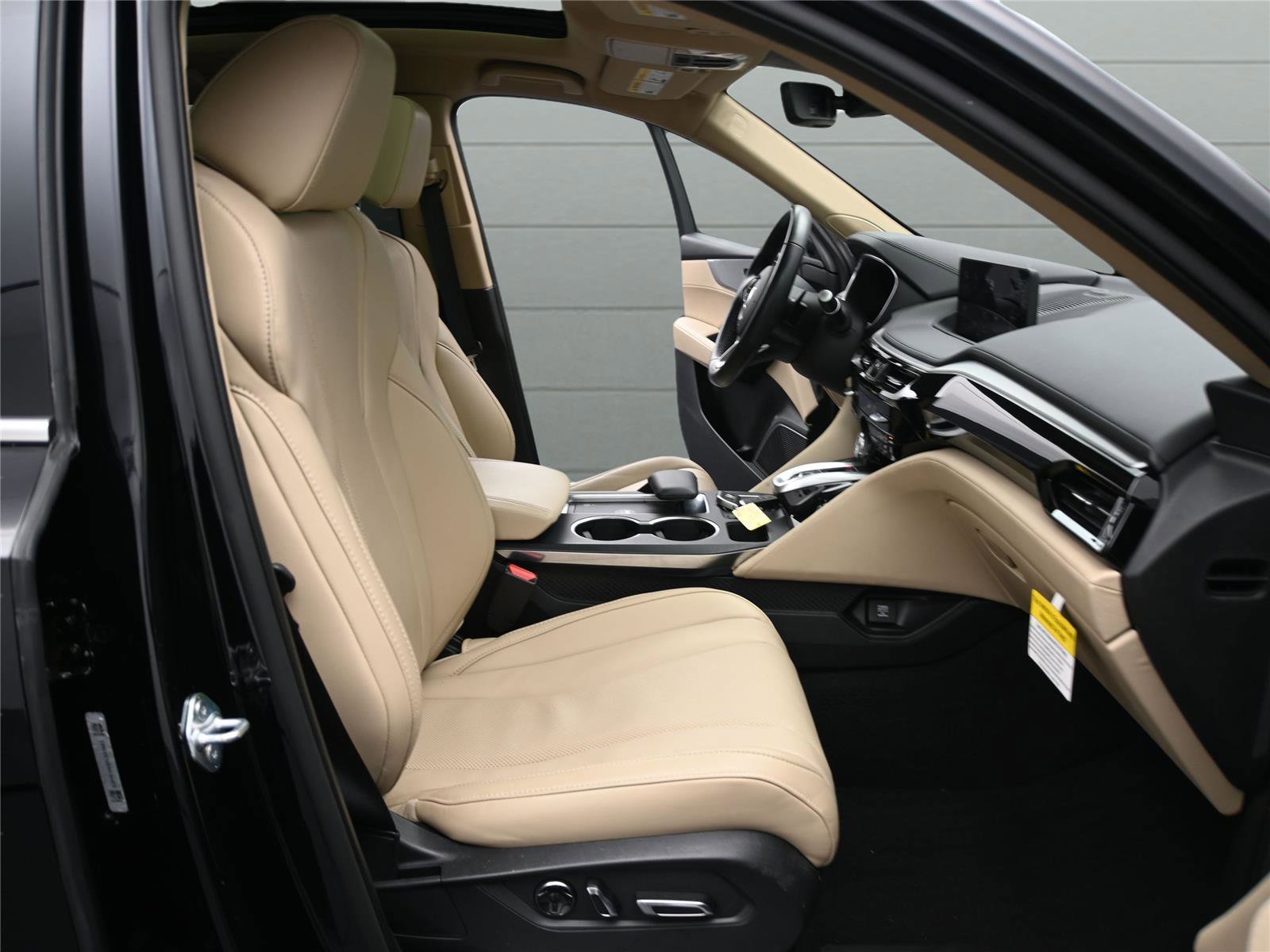 Certified 2023 Acura MDX SH-AWD w/ Technology Package image 18