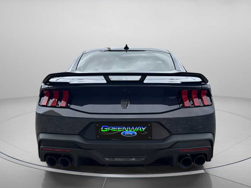 Used 2025 Ford Mustang Dark Horse image 4