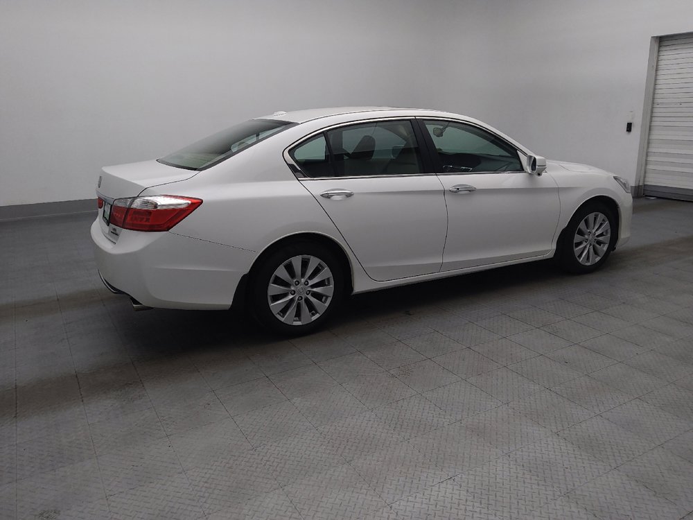 Used 2015 Honda Accord Touring image 10