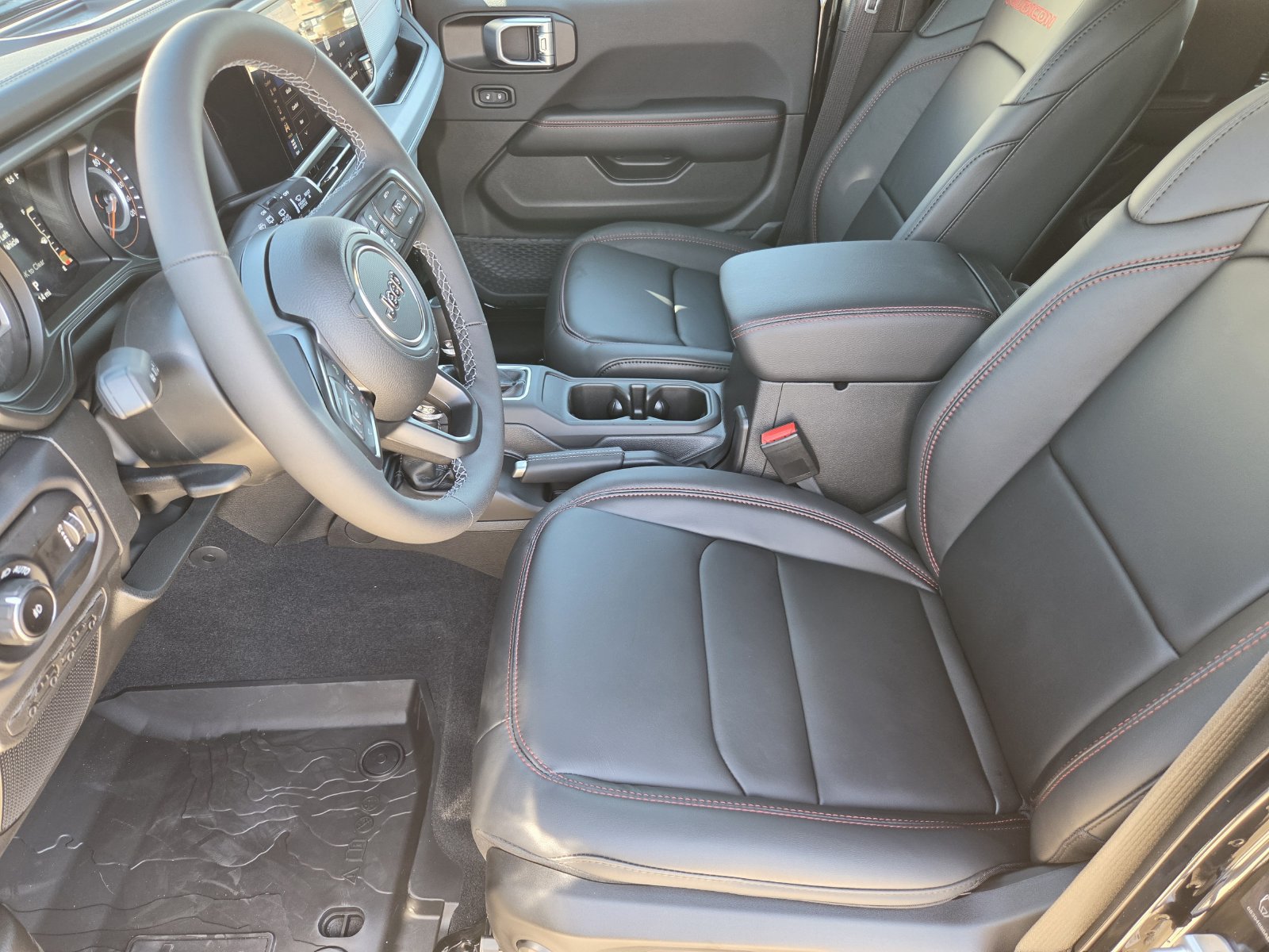 New 2027 Jeep Wrangler Unlimited Rubicon AWD/4WD image 12