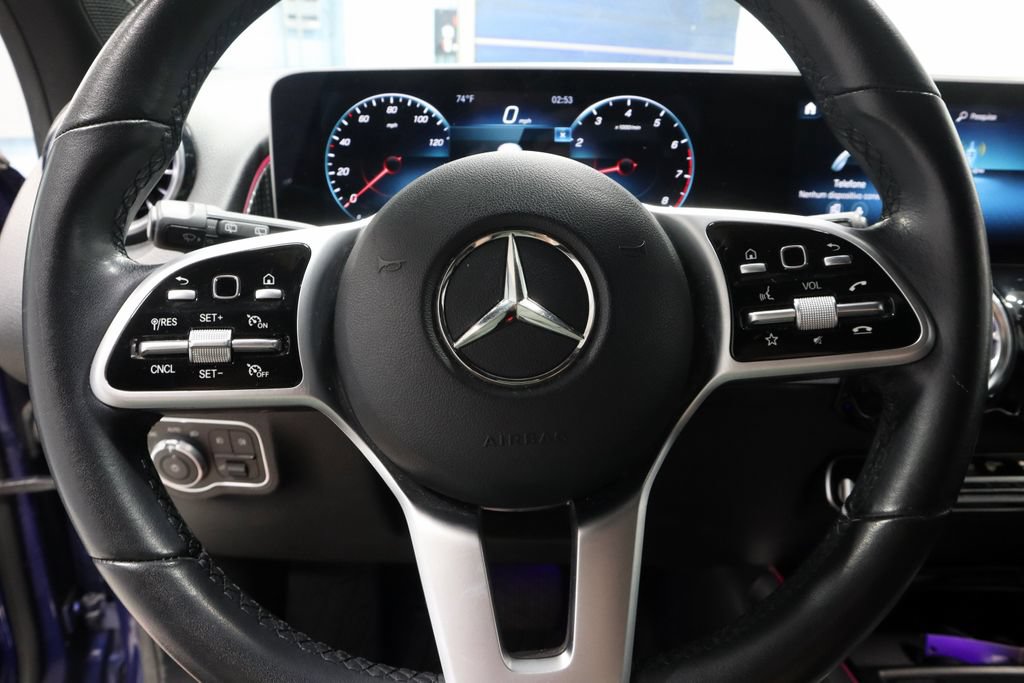 Used 2021 Mercedes-Benz GLB 250 4MATIC image 30