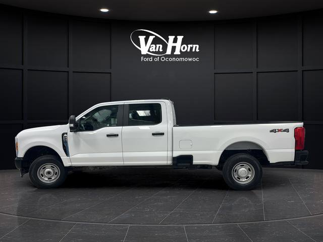 Used 2023 Ford F250 XL w/ Camper Package image 6