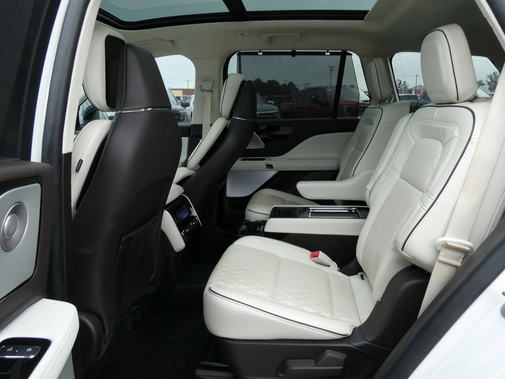 Used 2023 Lincoln Aviator Black Label Grand Touring w/ Class IV Trailer Tow Package image 20