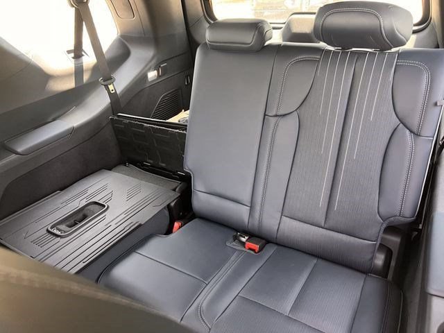 New 2026 Cadillac Escalade IQL Sport 2 AWD/4WD image 27