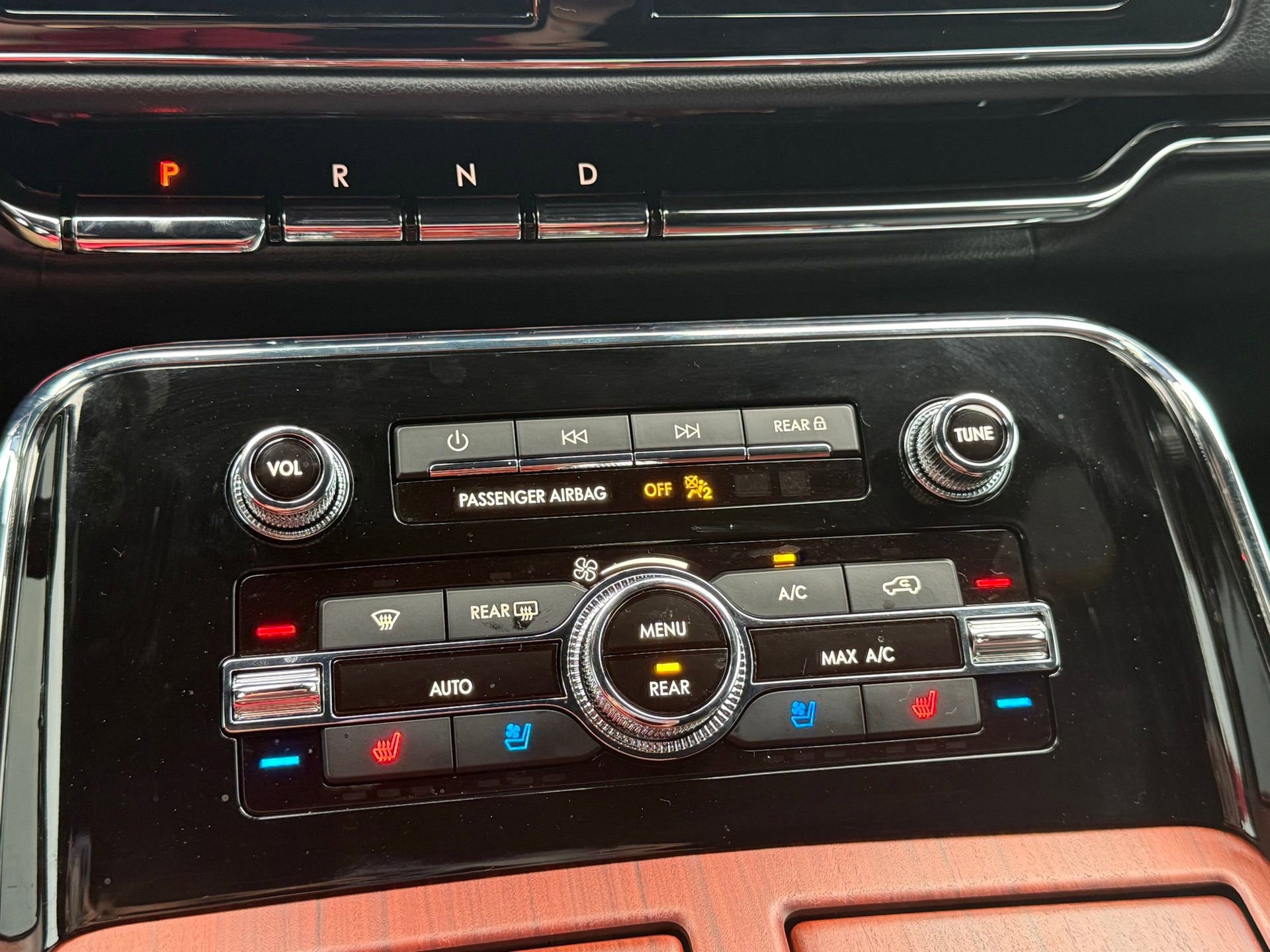 Used 2024 Lincoln Navigator Reserve image 43