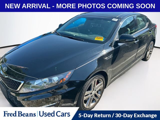 Used 2013 Kia Optima SX w/ Limited Pkg FWD image 2