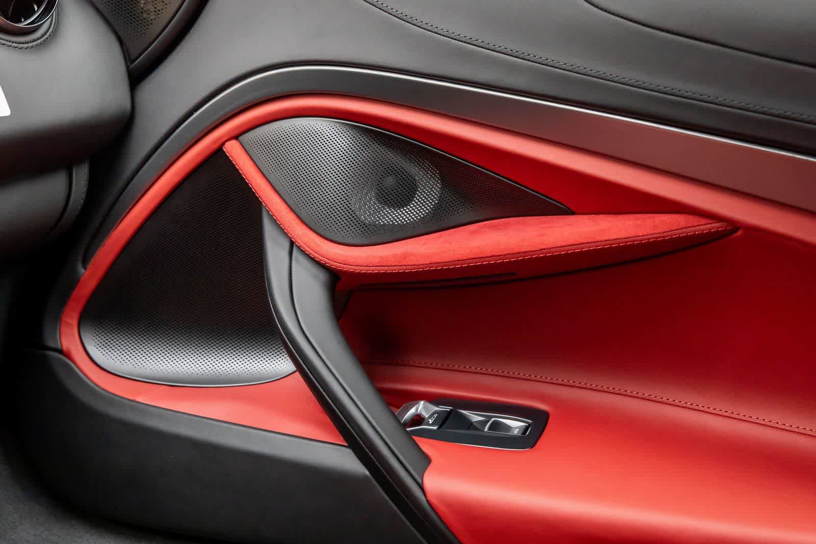 New 2026 McLaren 750S RWD image 27