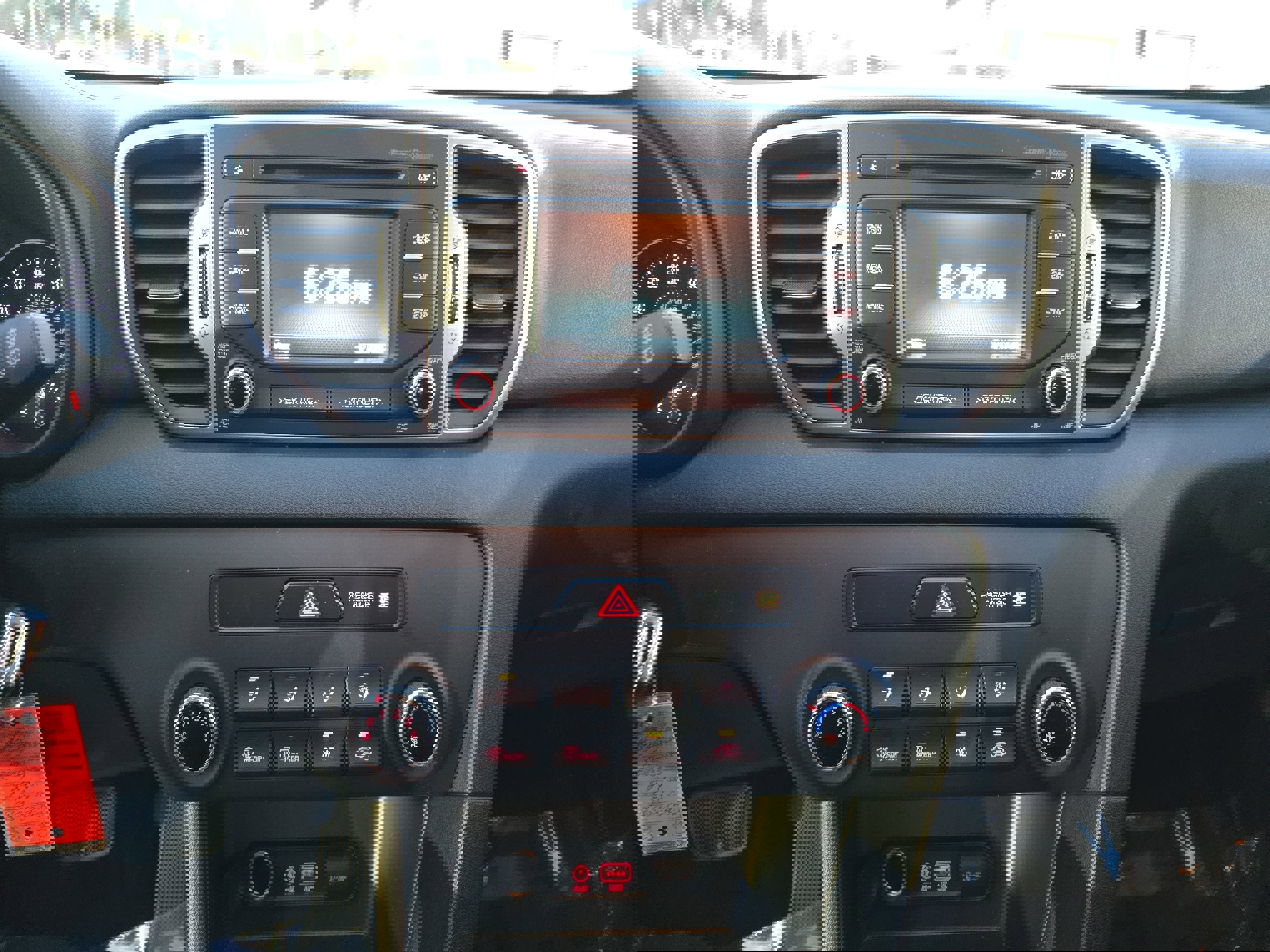 Used 2018 Kia Sportage LX image 24