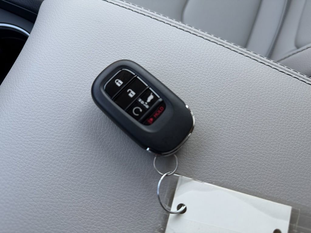 New 2026 Honda Pilot Touring image 14