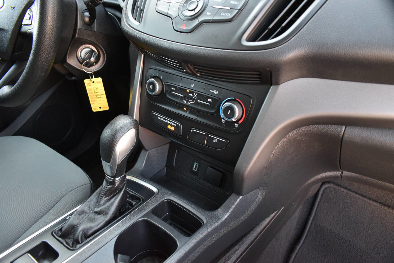 Used 2019 Ford Escape S FWD image 22
