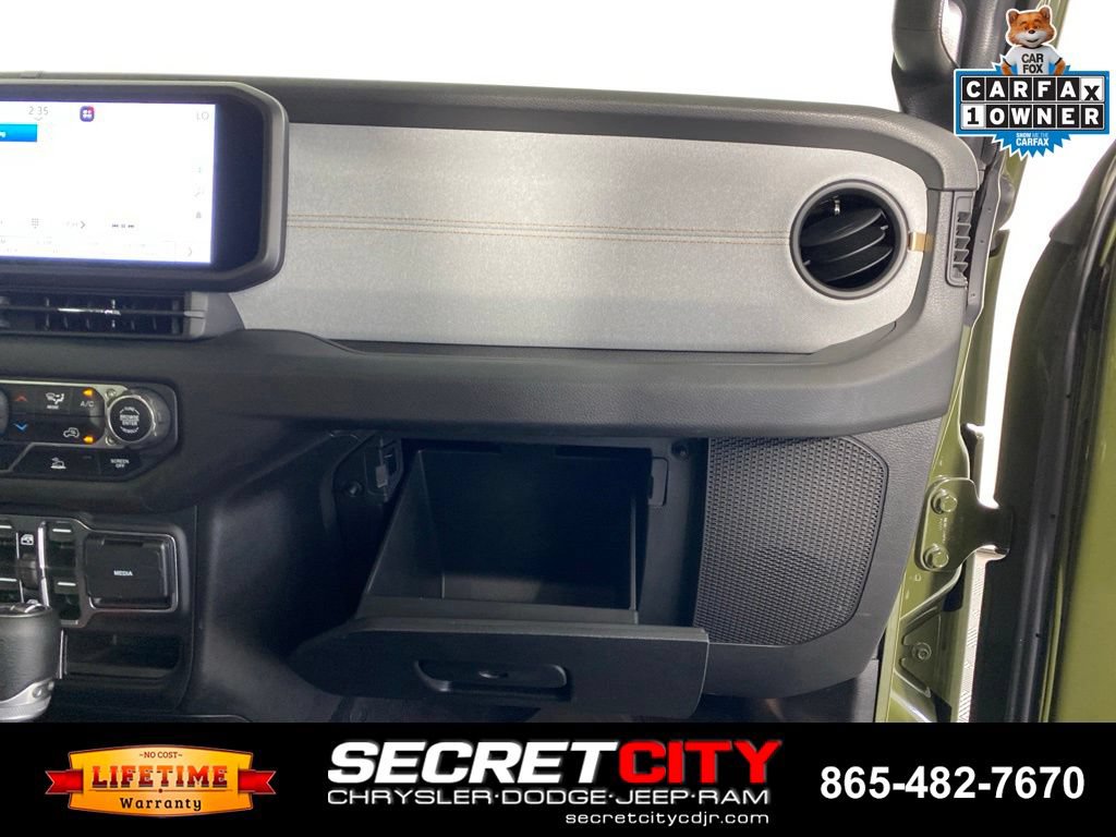 Used 2024 Jeep Wrangler Unlimited AWD/4WD image 31