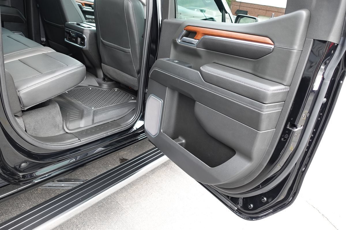 Used 2023 GMC Sierra 1500 Denali w/ Denali Reserve Package AWD/4WD image 38