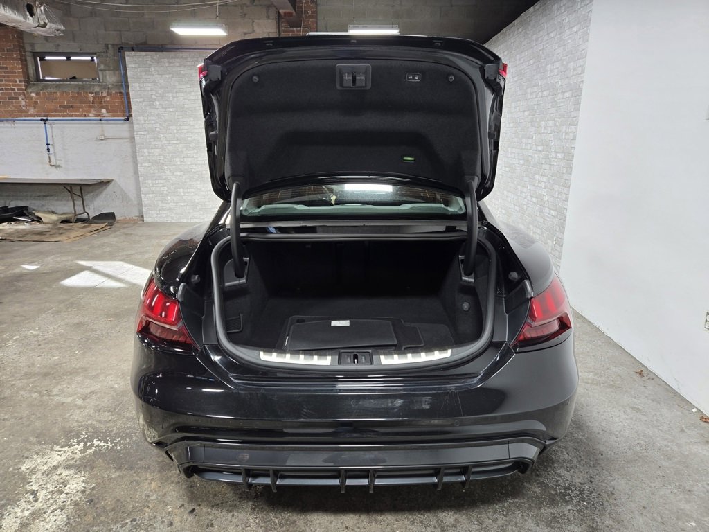 Used 2022 Audi e-tron GT Premium Plus image 42
