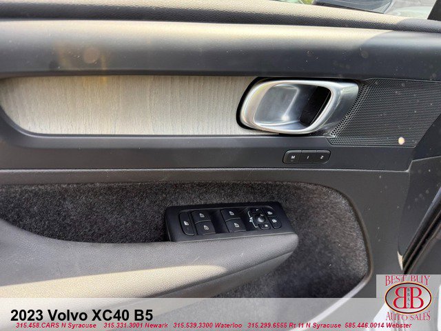 Used 2023 Volvo XC40 B5 Core AWD/4WD image 15