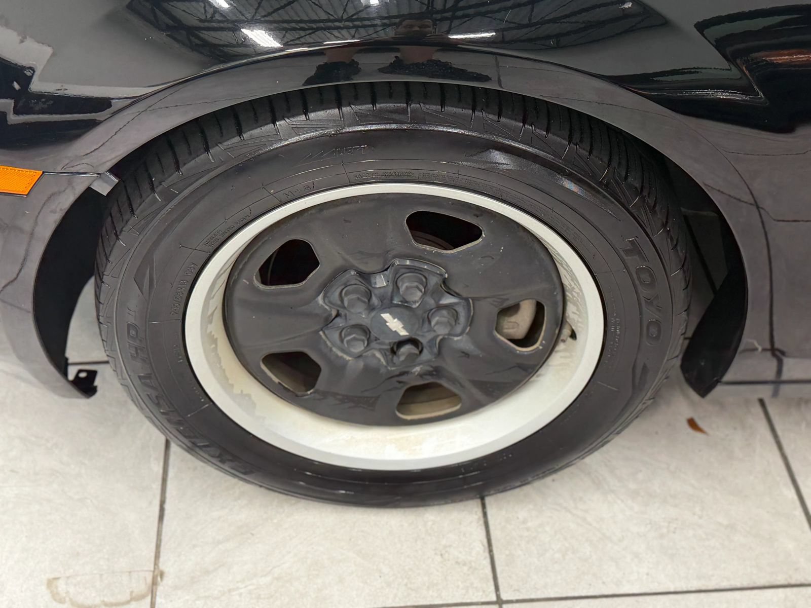 Used 2013 Chevrolet Camaro LS RWD image 32