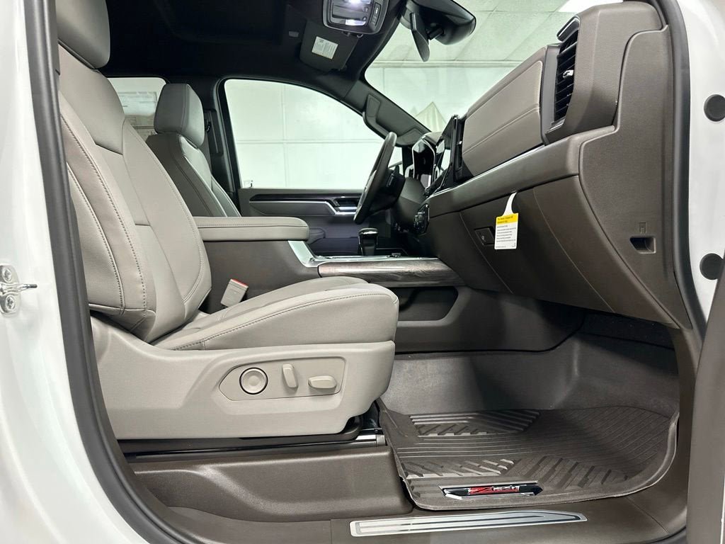 New 2026 Chevrolet Silverado 1500 LTZ AWD/4WD image 27