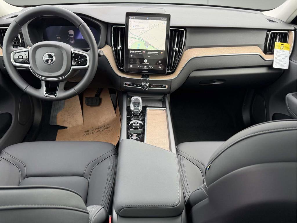New 2026 Volvo XC60 T8 Plus AWD/4WD image 2