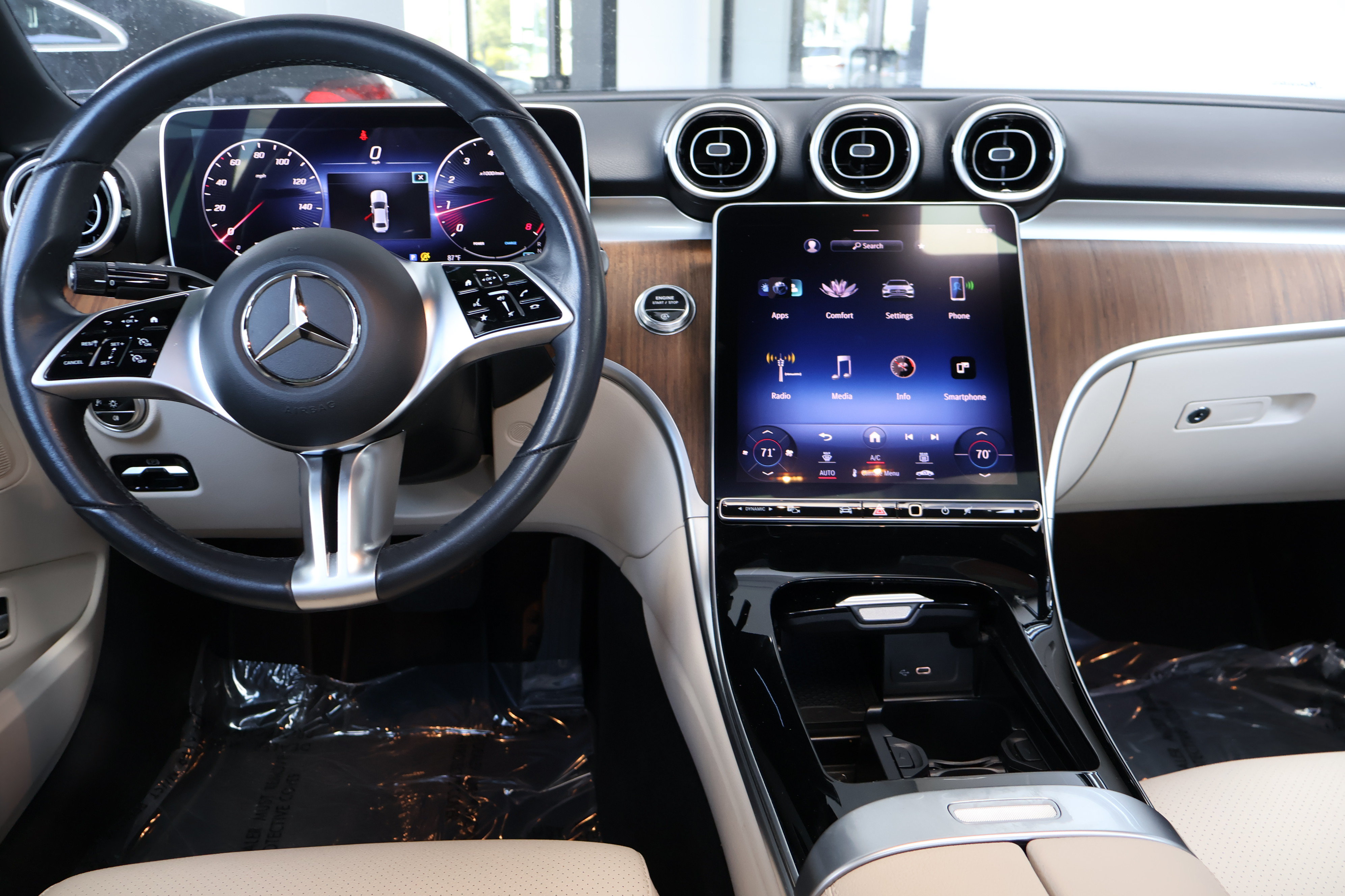 Certified 2024 Mercedes-Benz C 300 4MATIC Sedan image 20