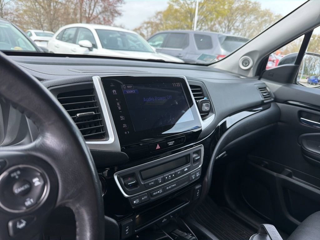 Used 2019 Honda Ridgeline RTL-E image 2