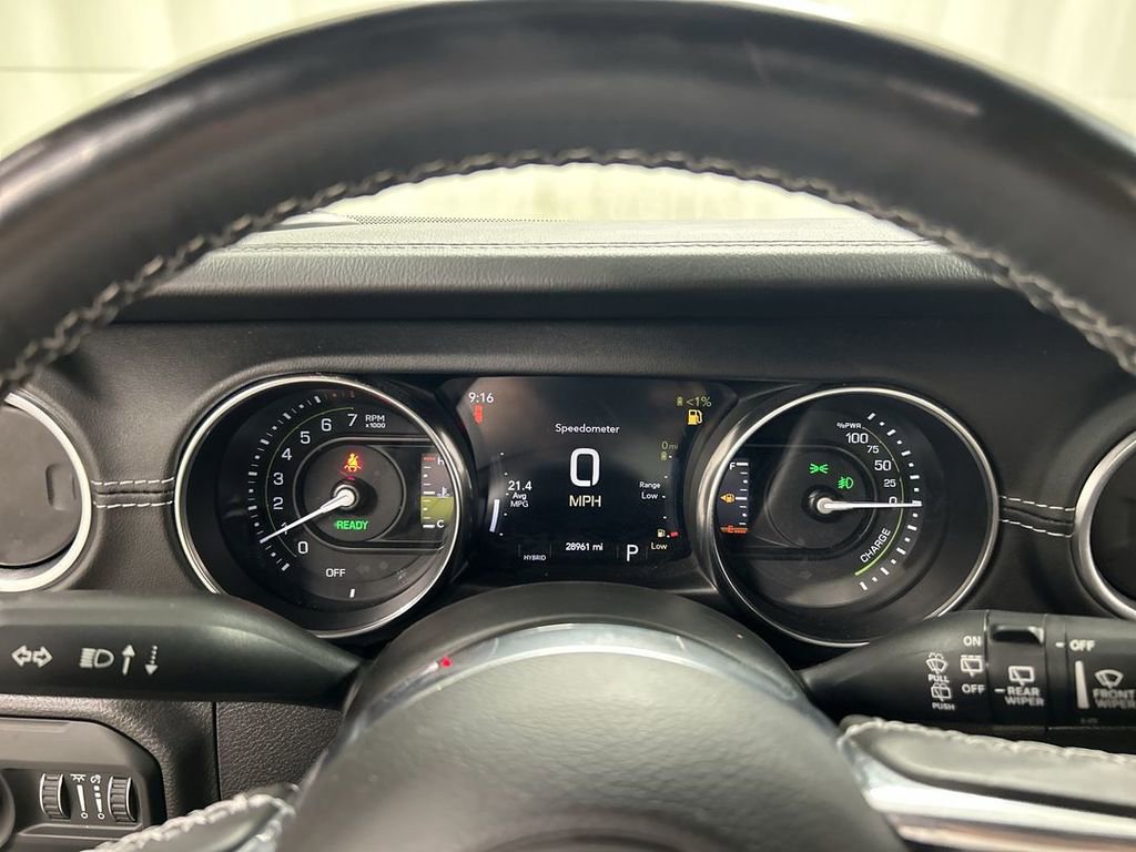 Used 2021 Jeep Wrangler Unlimited Sahara w/ Dual Top Group AWD/4WD image 13