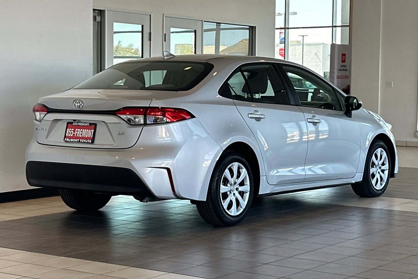 Certified 2024 Toyota Corolla LE FWD image 4