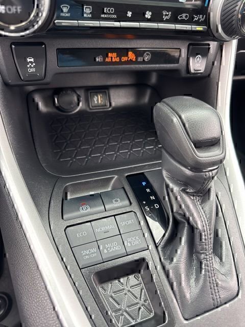 Certified 2024 Toyota RAV4 XLE w/ Convenience Package AWD/4WD image 26