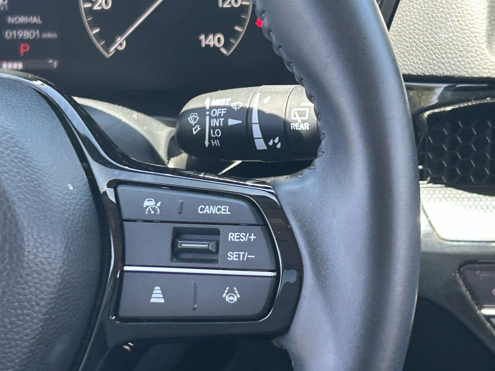 Used 2024 Honda CR-V EX-L image 25
