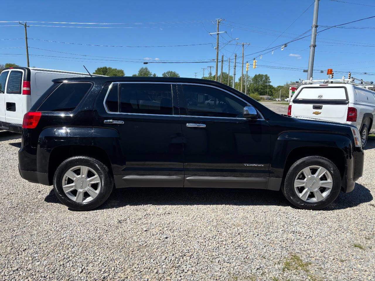 Used 2013 GMC Terrain SLE FWD image 2