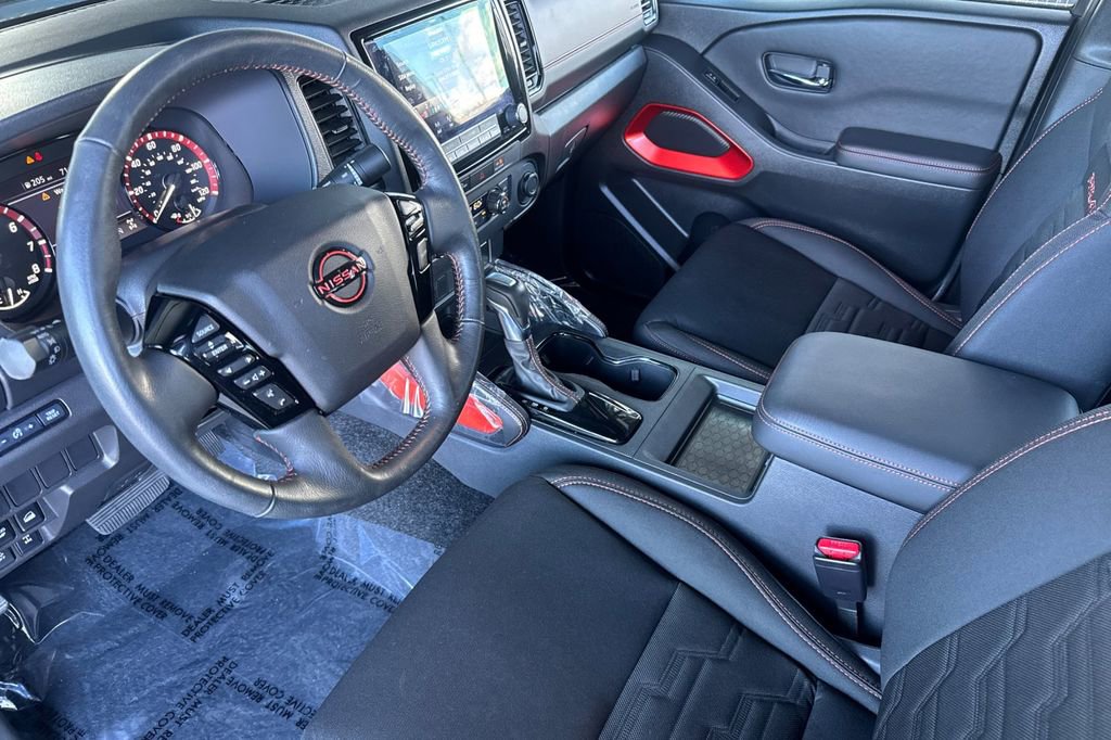 Used 2024 Nissan Frontier PRO-4X w/ Off-Road Protection Package image 9