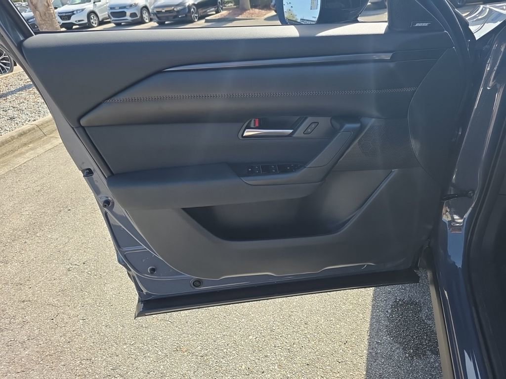 Certified 2025 MAZDA CX-50 2.5 Hybrid w/ Weather Package image 11