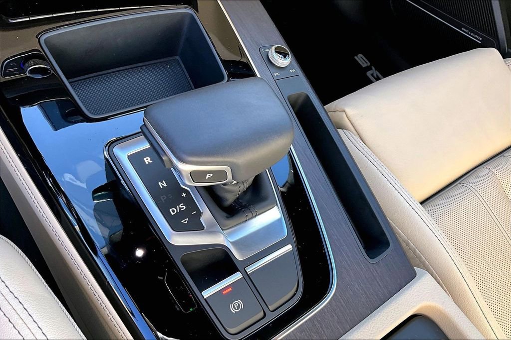 Used 2023 Audi Q5 2.0T Prestige w/ Prestige Package image 28