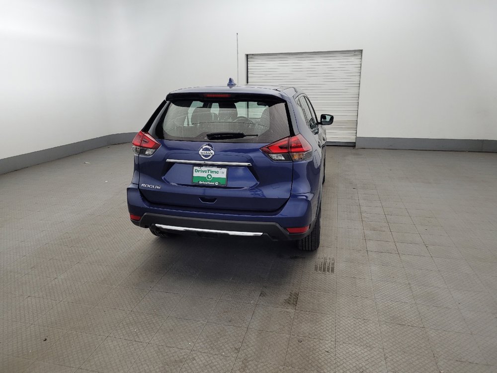 Used 2018 Nissan Rogue S FWD image 7