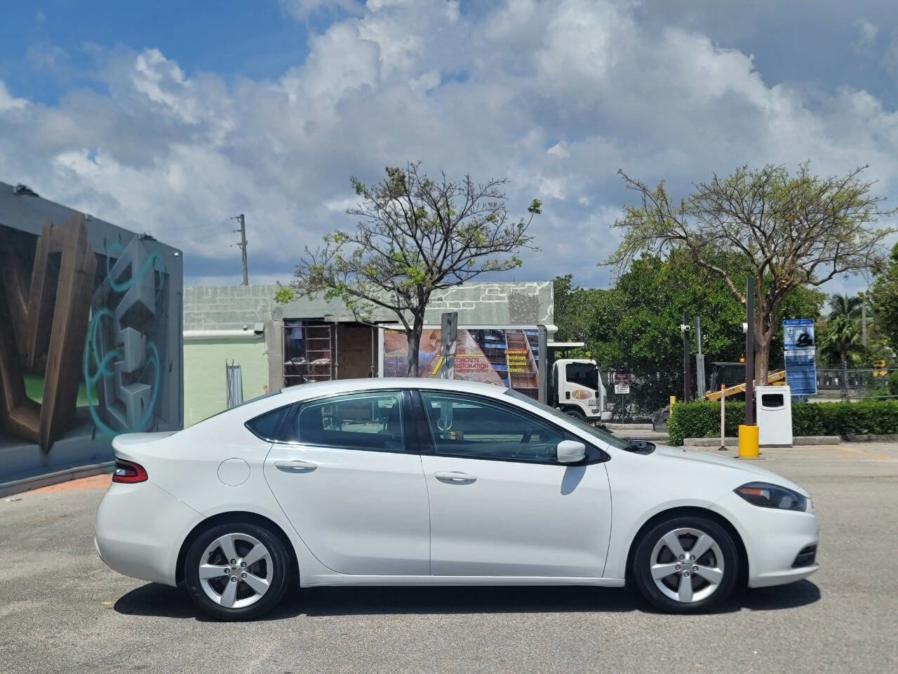 Used 2015 Dodge Dart SXT FWD image 5