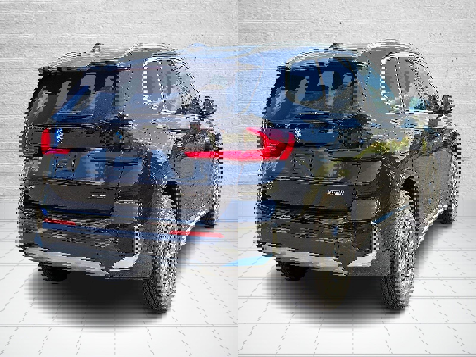 Used 2026 BMW X1 xDrive28i w/ Convenience Package image 4