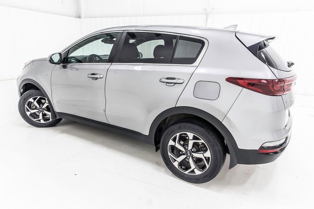 Used 2020 Kia Sportage LX w/ LX Popular Package image 4