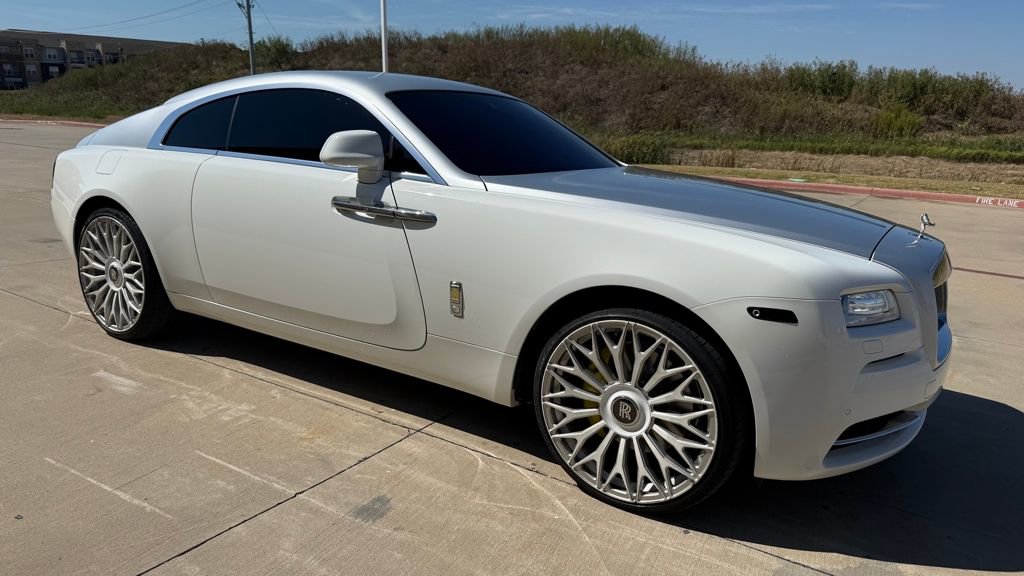Used 2016 Rolls-Royce Wraith image 13