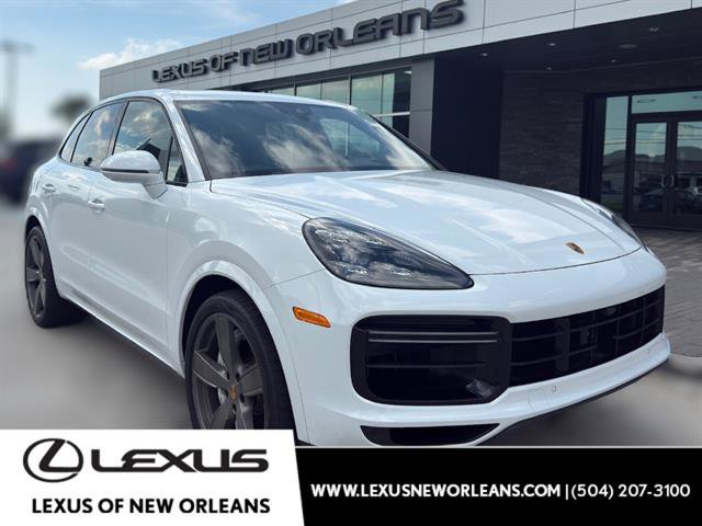 Used 2021 Porsche Cayenne Turbo image 1
