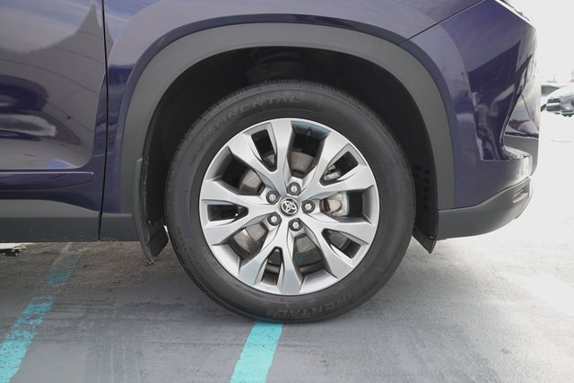 Used 2024 Toyota Grand Highlander Limited image 36