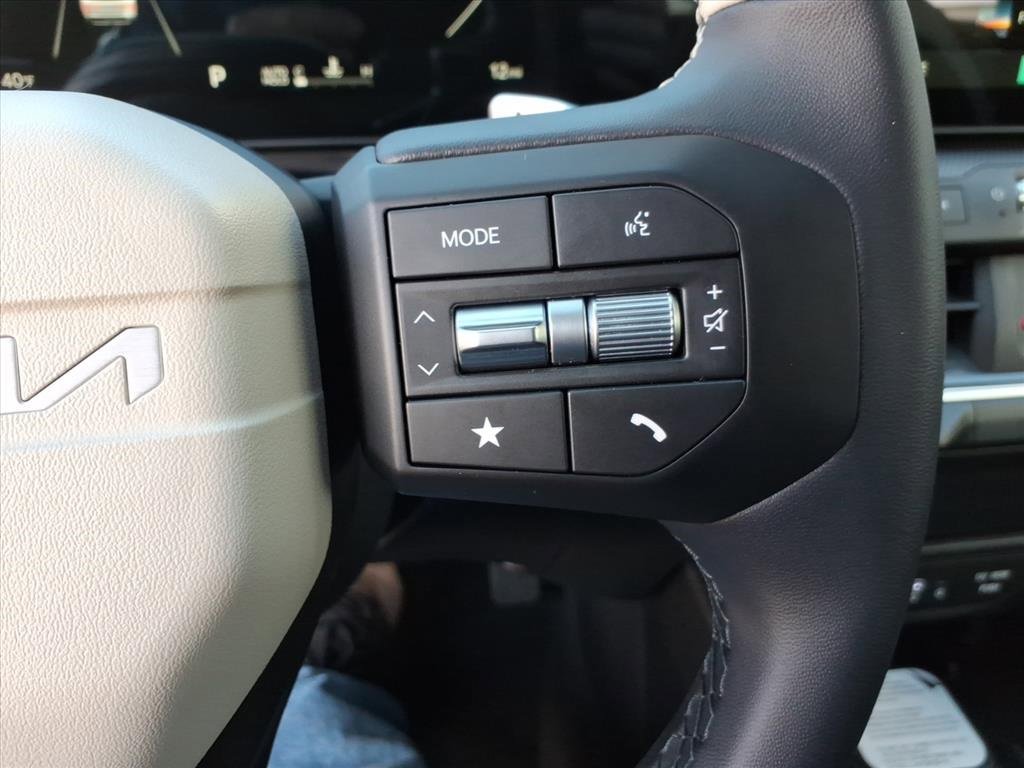 New 2025 Kia K4 GT-Line image 19