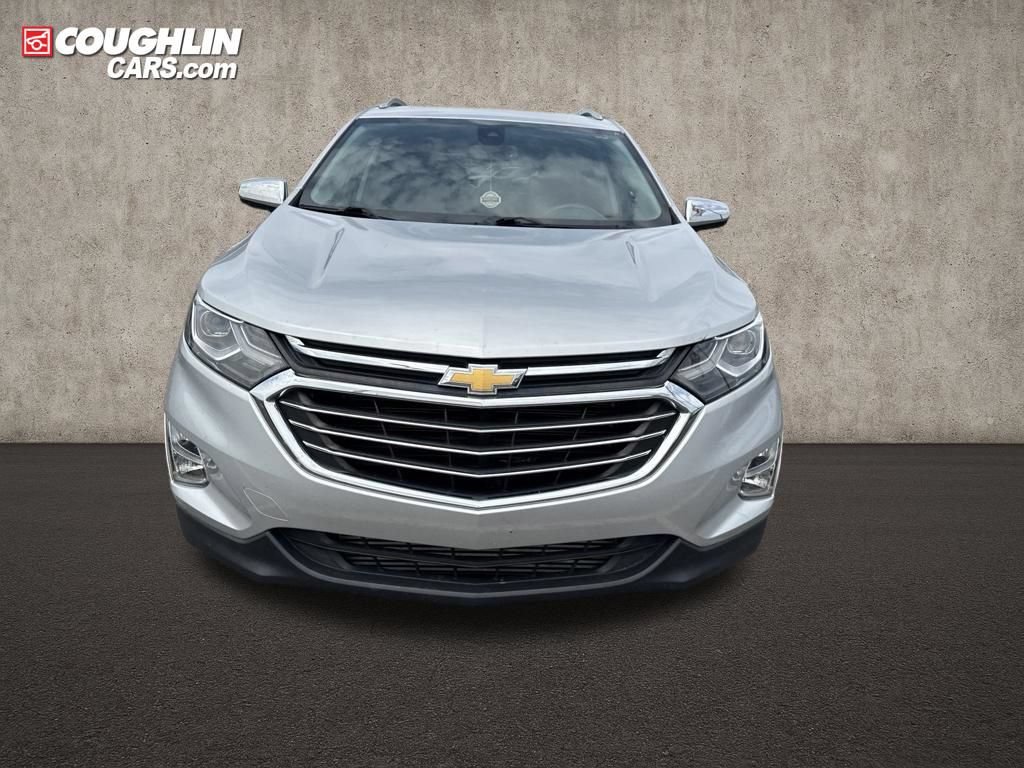 Used 2020 Chevrolet Equinox Premier FWD image 2