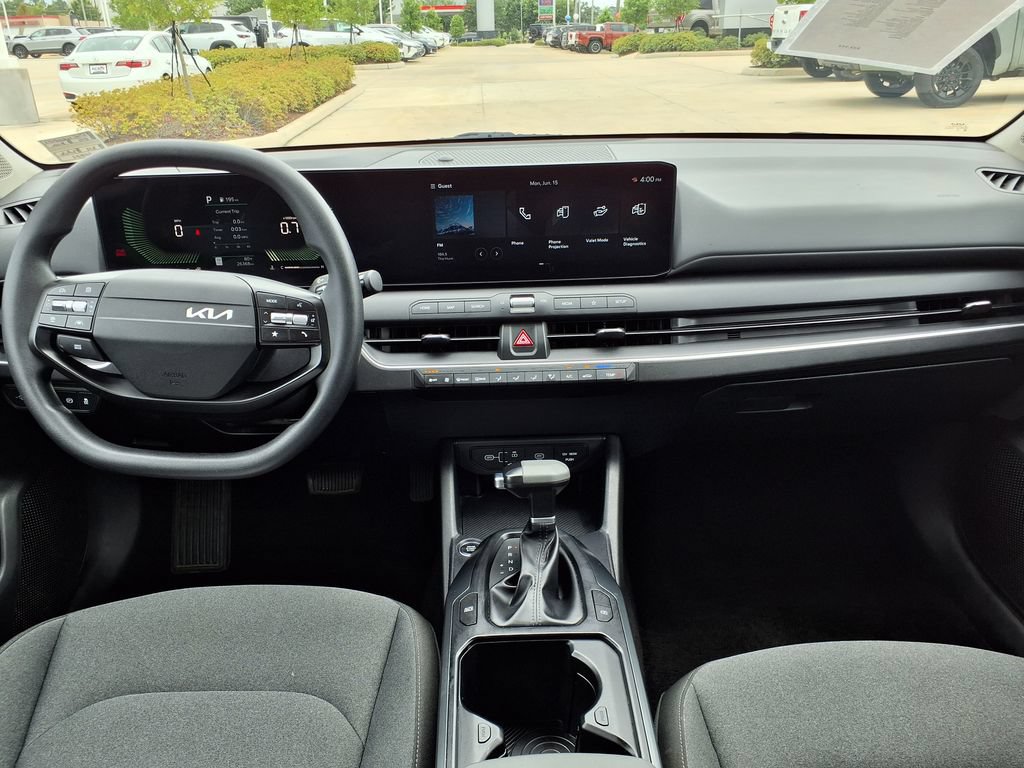 Used 2025 Kia K4 FWD image 19