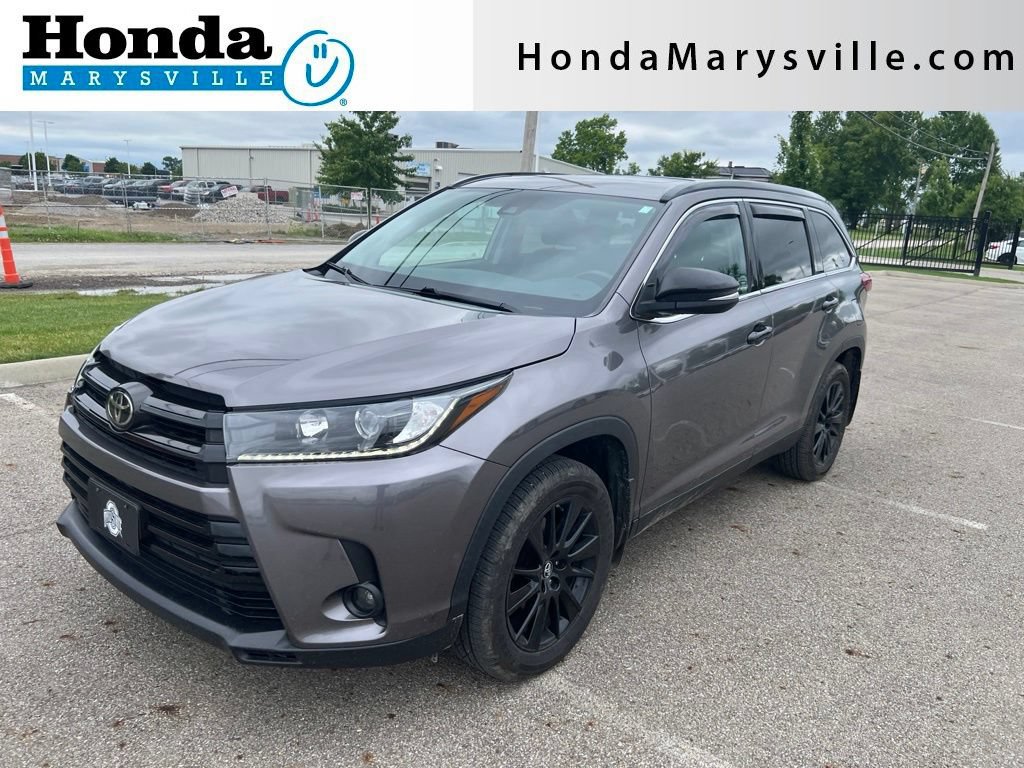 Used 2019 Toyota Highlander SE AWD/4WD image 1