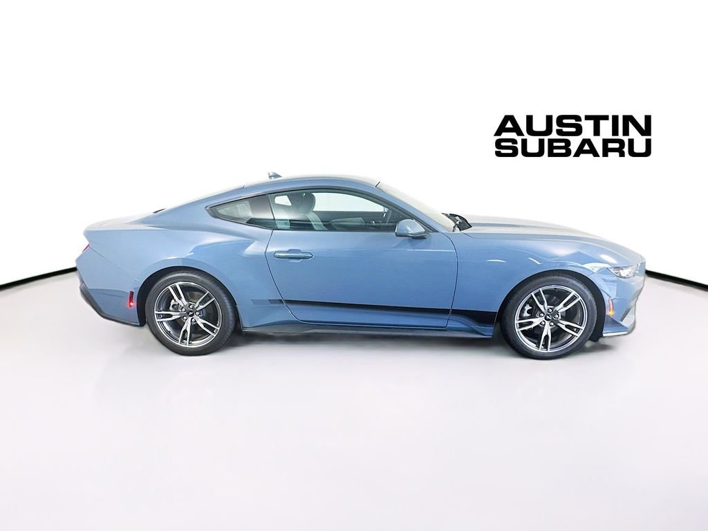 Used 2024 Ford Mustang Coupe image 8