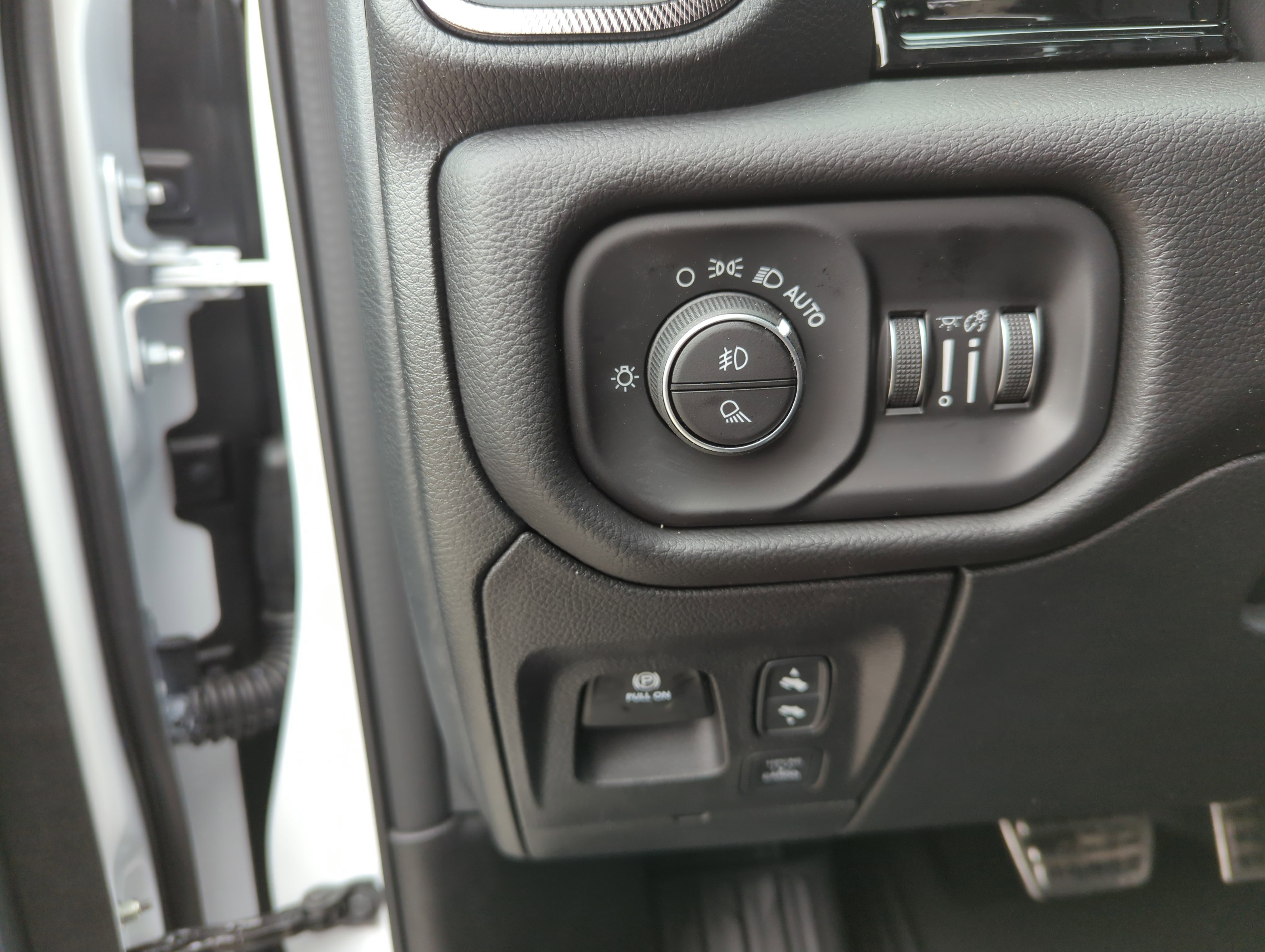 New 2026 RAM 1500 Rebel w/ Rebel Level 2 Equipment Group image 20